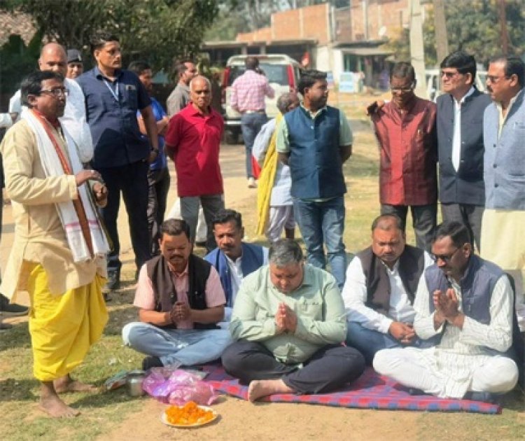 शिक्षा और सड़क से खुलेगा विकास का रास्ता