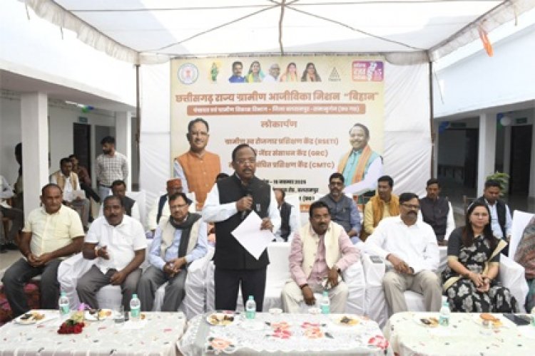 स्वरोजगार से जोड़ने की विशेष पहल