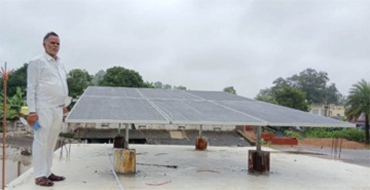 माकड़ी ब्लॉक में 100 पीएम सूर्य घर का सफल इंस्टालेशन