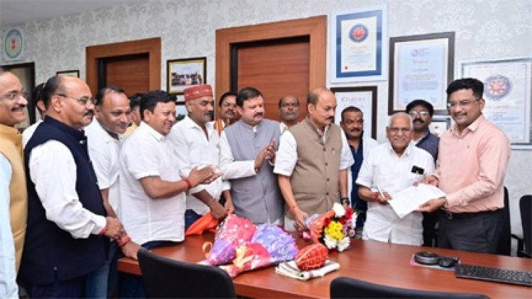 डोमनलाल कोर्सेवाड़ा ने अनुसूचित जाति विकास प्राधिकरण के उपाध्यक्ष का पदभार ग्रहण किया