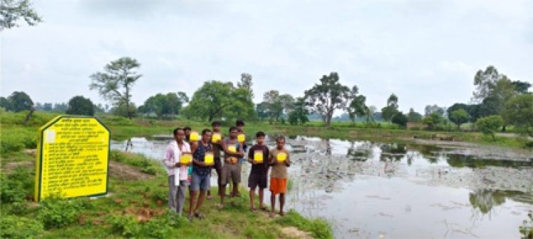 ग्रामीणों की मेहनत और मनरेगा की मदद से ग्राम भखार की खरपोली तालाब बना जल संसाधन