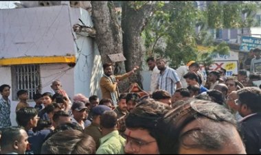 हनुमान मंदिर में तोड़फोड़ पर भड़का आक्रोश