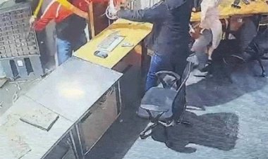 मैग्नेटो मॉल में धर्म पूछकर तोड़फोड़