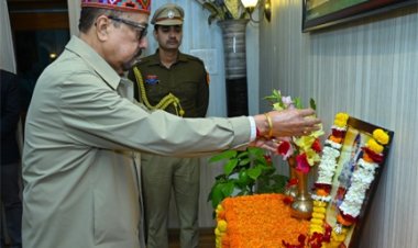 राज्यपाल डेका ने वीर बाल दिवस पर पुष्पांजलि अर्पित की