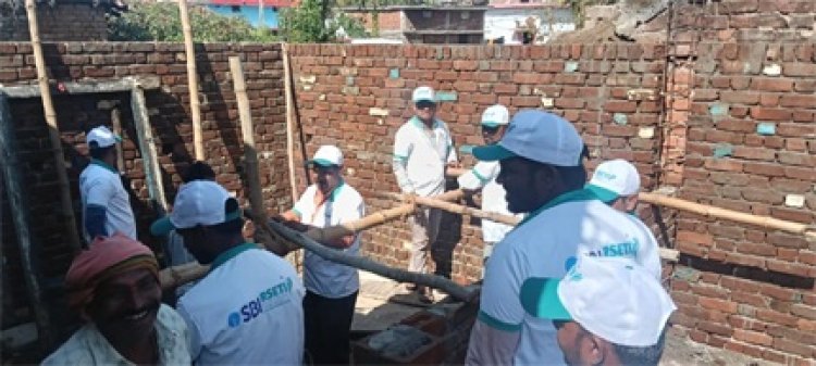 प्रधानमंत्री आवास हेतु कुशल श्रमिक हो रहे तैयार, 35 श्रमिक बनेंगे राज मिस्त्री