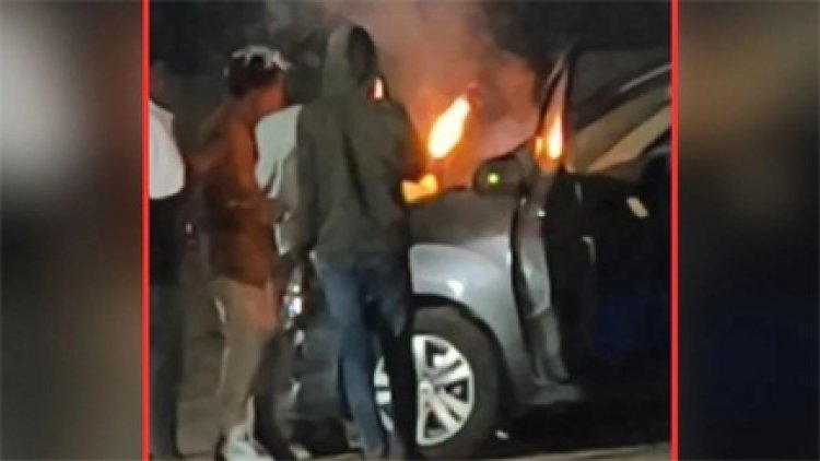 खुले आम हेलीपैड पर बर्थडे मना रहे थे नाबालिग तभी पुलिस पहुंच गई... फिर थाने में मना 'HAPPY BIRTHDAY'