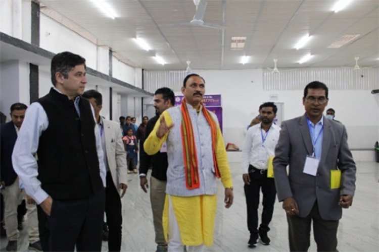 स्वास्थ्य मंत्री ने किया जिला चिकित्सालय जांजगीर-चांपा का औचक निरीक्षण, नई ओपीडी व एनआईसीयू का किया शुभारंभ