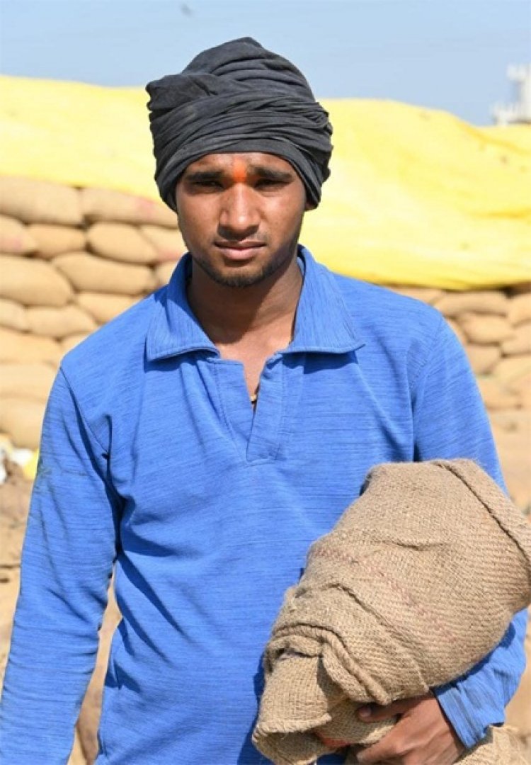 ऑनलाइन टोकन से किसानों की समस्याओं का हो रहा है निदान