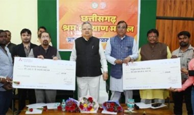 श्रमिक कल्याण की दिशा में श्रम कल्याण मंडल की महत्वपूर्ण भूमिका: डॉ. रमन सिंह