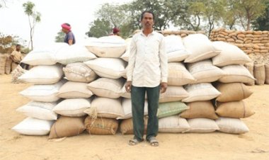 किसान-हितैषी व्यवस्था का लाभ उठाया किसान देवकुमार ने : सक्ती धान उपार्जन केंद्र में देव कुमार ने 64.40 क्विंटल धान का किया विक्रय