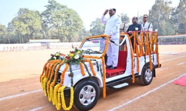 गरियाबंद जिले में हर्षाेल्लास के साथ मनाया गया गणतंत्र दिवस