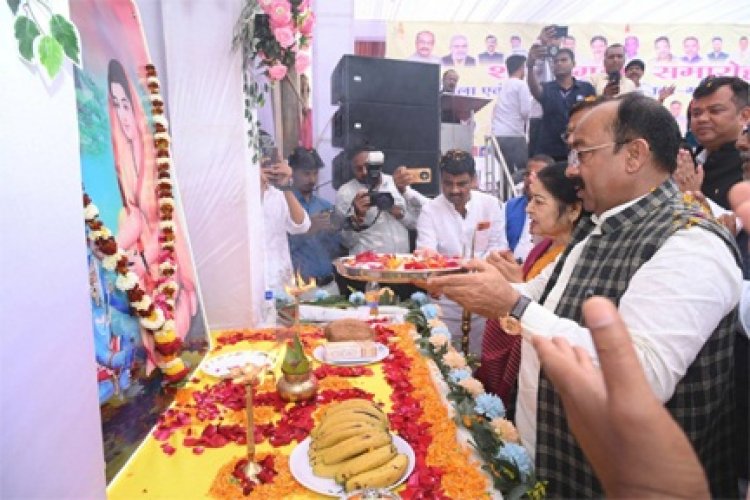 उप मुख्यमंत्री अरुण साव जिला एवं तहसील साहू संघ के शपथ ग्रहण समारोह में हुए शामिल