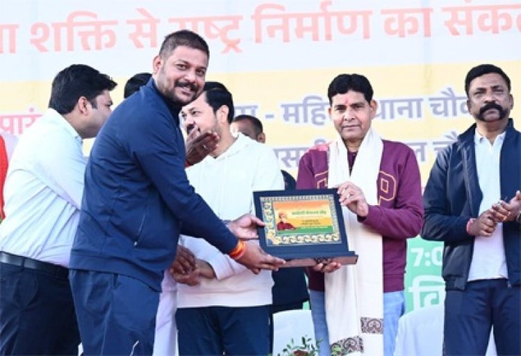 शिक्षा के साथ संस्कार का होना आवश्यक-राजस्व मंत्री टंक राम वर्मा