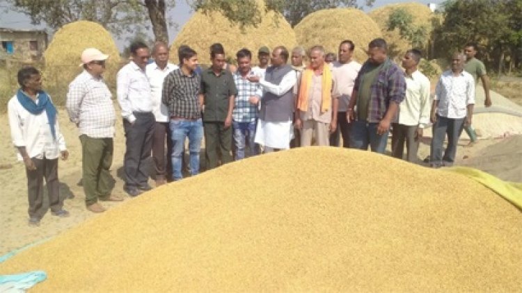 छत्तीसगढ़ में धान खरीदी पर 'ग्रहण'