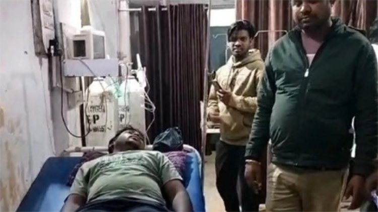 शराब दुकान में कर्मचारी ने खुद को लगाई आग, सुसाइड नोट से मचा हड़कंप