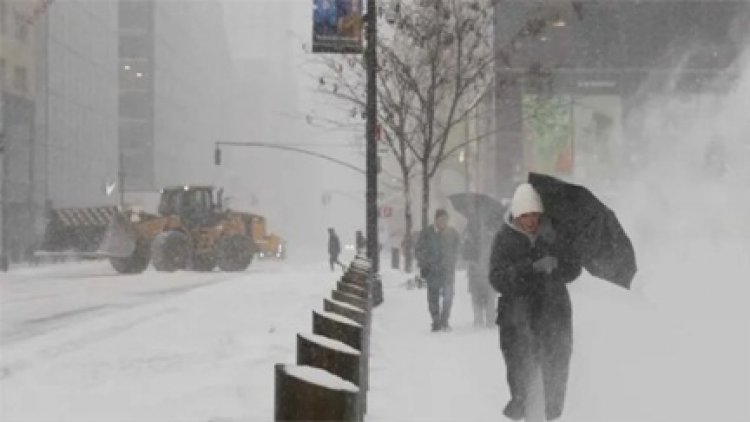 अमेरिका में बर्फीले तूफान का तांडव...30 मौतें