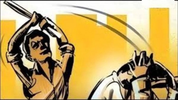 अवैध शराब पकड़ने पहुंची आबकारी टीम पर हमला