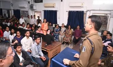 रायपुर पुलिस का संवाद अभियान, छात्रों से साइबर सुरक्षा और नशा मुक्ति पर सीधा संवाद