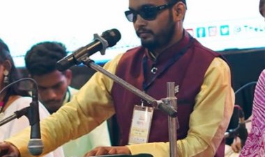 दृष्टि दिव्यांगता पर संकल्प की जीत: आत्मनिर्भरता की मिसाल बने अभिनंदन, अब गढ़ रहे नई प्रतिभाओं का भविष्य