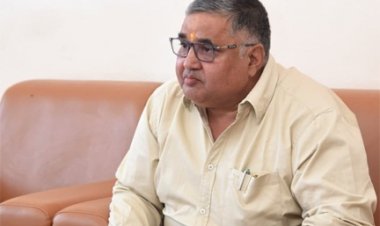 पर्यटन एवं संस्कृति मंत्री राजेश अग्रवाल ने लखनपुर में जनप्रतिनिधियों एवं नागरिकों से की भेंट