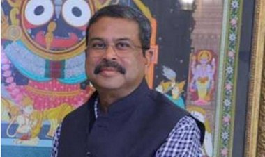 शिक्षकों को सशक्त बनाने के लिये तकनीक के उपयोग की दिशा में एआई एक परिवर्तनकारी कदम: प्रधान