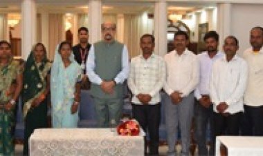 राज्यपाल के गोद ग्राम पंचायत बिजली के ग्रामीणों ने किया लोकभवन का भ्रमण