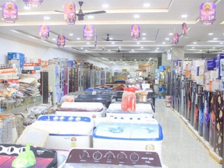 दिव्यांग सशक्तिकरण की मिसाल: शासन की स्वरोजगार योजना से  हेमंत साहू बने आत्मनिर्भर