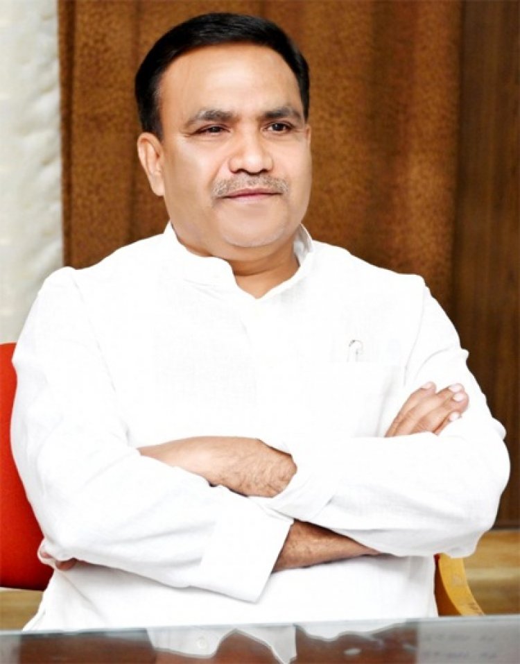 पवित्र माह रमज़ान में शासकीय मुस्लिम कर्मचारियों को 01 घंटा पूर्व कार्यालय छोड़ने की अनुमति सरकार का सराहनीय कार्य - डाॅ.सलीम राज