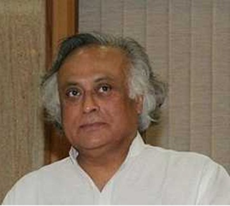 कांग्रेस ने मोदी की इजरायल यात्रा की नैतिकता पर उठाए सवाल