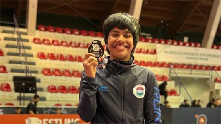 विश्व रैंकिंग कुश्ती चैंपियनशिप में मध्य प्रदेश की प्रियांशी प्रजापत को मिला सिल्वर मेडल