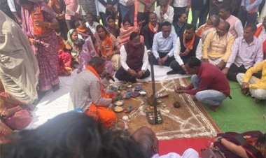 कृषि मंत्री राम विचार नेताम ने धोन्धा प्रतापपुर में किया कृषि महाविद्यालय का भूमि पूजन