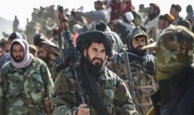 पाकिस्तान और तालिबान के बीच छिड़ी 'जंग'