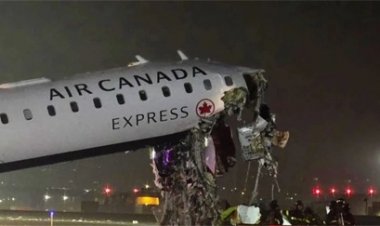 अमेरिका में ट्रक से टकराया विमान, दो पायलट की मौत, 100 से अधिक यात्री घायल