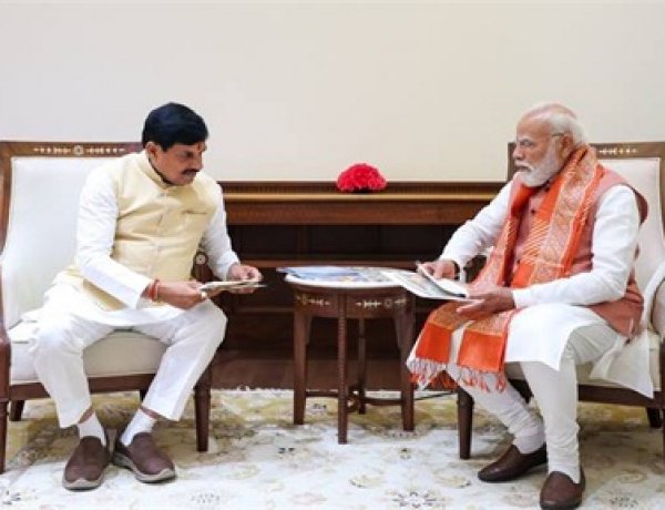 प्रधानमंत्री मोदी से मुख्यमंत्री डॉ. यादव ने नई दिल्ली में की भेंट