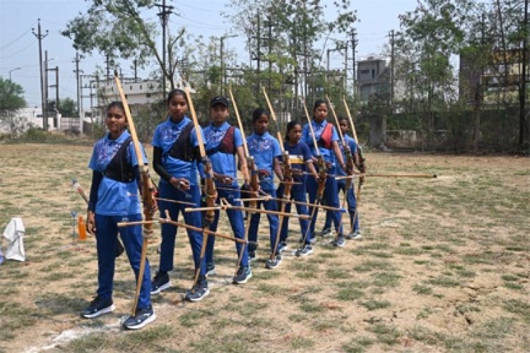 महिला दिवस पर बहतराई में एक दिवसीय महिला खेल प्रतियोगिता आयोजित