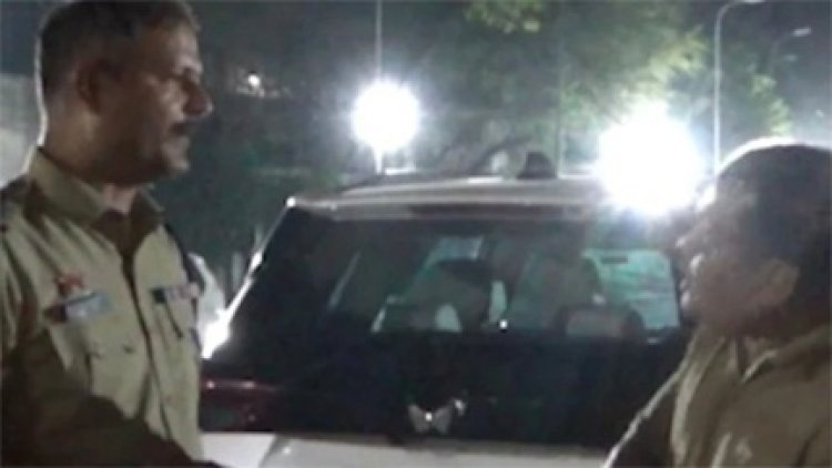 "थोड़ी सी पी है, छोड़ दो: शराब पीकर पकड़े गए अधिकारी का विवादित बयान"