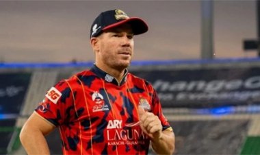 PSL के बीच डेविड वॉर्नर गिरफ्तार