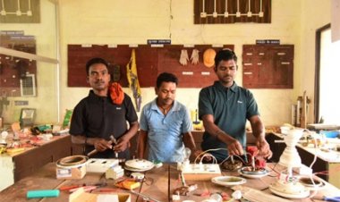 अब हथियार नहीं, हुनर से बदल रही पुनर्वासितों की जिंदगी : इलेक्ट्रीशियन ट्रेड में दिया जा रहा प्रशिक्षण