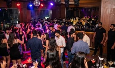 रायपुर के बार-क्लब में नियमों की अवहेलना, प्रशासन ने केवल एक चीज पर लगाई रोक