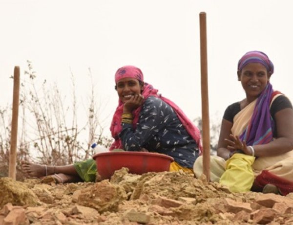 सुरक्षा, सम्मान और स्वावलंबन की बन रही नई पहचान