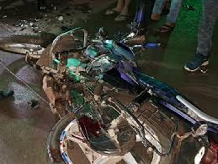 रायपुर में दर्दनाक हादसा: ट्रक ने बाइक सवार दो युवकों को कुचला, मौत