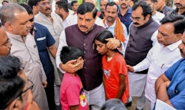 जबलपुर हादसा: मुख्यमंत्री मोहन यादव ने रोते बच्चों और परिवारों से साझा किया दुख