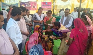 सुशासन तिहार 2026: खूंटीटोली शिविर में अन्नप्राशन और गोद भराई कार्यक्रम आयोजित