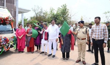 खाद्य मंत्री बघेल ने विकसित कृषि संकल्प अभियान रथ को हरी झंडी दिखाकर किया रवाना