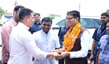 वित्त मंत्री ओपी चौधरी का कांकेर आगमन पर आत्मीय स्वागत