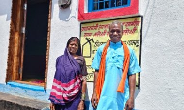 प्रधानमंत्री आवास योजना से बदल रही है कई परिवारों की जिंदगी,महतारी वंदन योजना से भी महिलाओं को मिल रहा है संबल