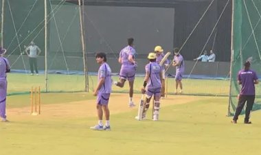 “IPL रोमांच: RCB और KKR के मैच में बारिश की चुनौती”