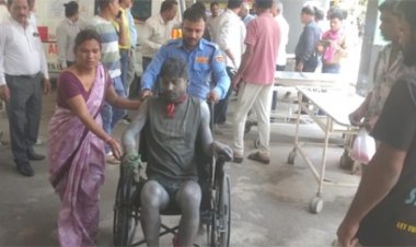 फैक्ट्री धमाका: देवास में तीन लोगों की मौत, शव हवा में उड़े और सड़क तक गिरे