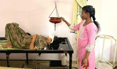 पंचकर्म चिकित्सा की मदद से 5 साल पुराने माइग्रेन से मुक्त हुईं सीमा