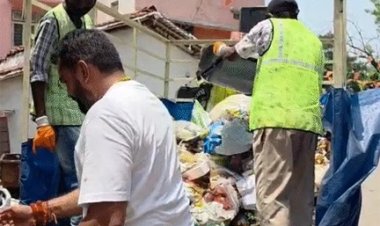 शहर में नई कचरा व्यवस्था लागू, विवादों के बीच घर-घर पहुंचीं गाड़ियां